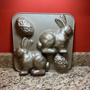 🐰 Nordic Ware Easter Bunny Cake Pan